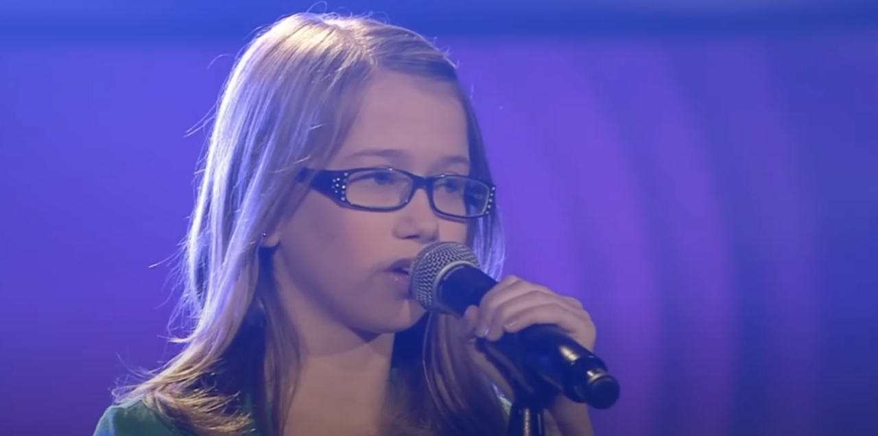 Forbidden song, performed by 13-year-old girl, has been watched more than 224 million times and has blown everyone’s mind…