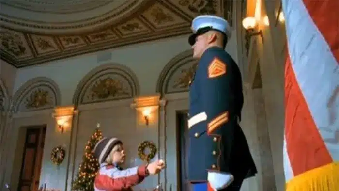 Marine guard ignores little boy, then people notice what he does with his left hand