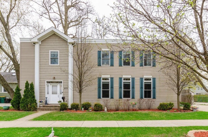 No one gave a second thought for this extremely narrow house, but what it looked like from the inside blew up the network