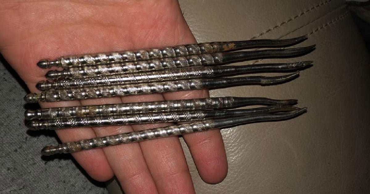 “He grabbed these after my friend’s grandparents passed away, but he doesn’t know what they are.”