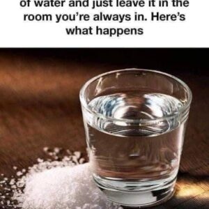 2/Fill the glass halfway with water! 2/Fill the glass halfway with water!