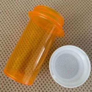 2 / Stop tossing out the old pill bottle. Here are 12 ways to reuse it 2 / Stop tossing out the old pill bottle. Here are 12 ways to reuse it