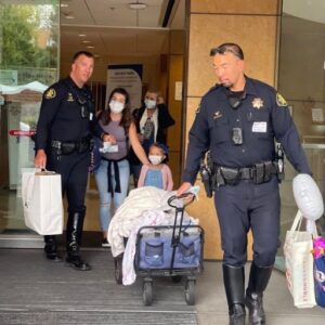2/ THEY ESCORTED US OUT OF THE HOSPITAL, BUT NOT FOR THE REASON YOU THINK 2/ THEY ESCORTED US OUT OF THE HOSPITAL, BUT NOT FOR THE REASON YOU THINK