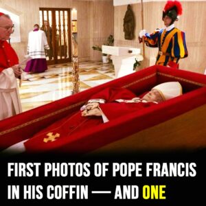 The holy items inside Pope Francis’ casket The holy items inside Pope Francis’ casket